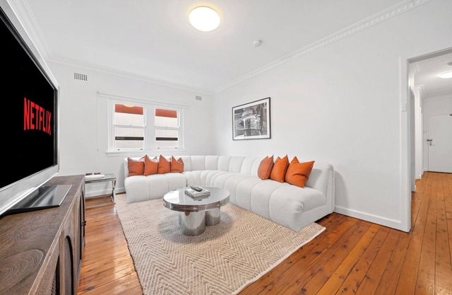 Designer 3BR Flat Close to Bondi