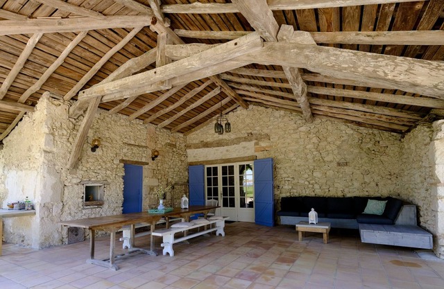 Casas y tranquila con piscina privada, cerca de Lauzerte