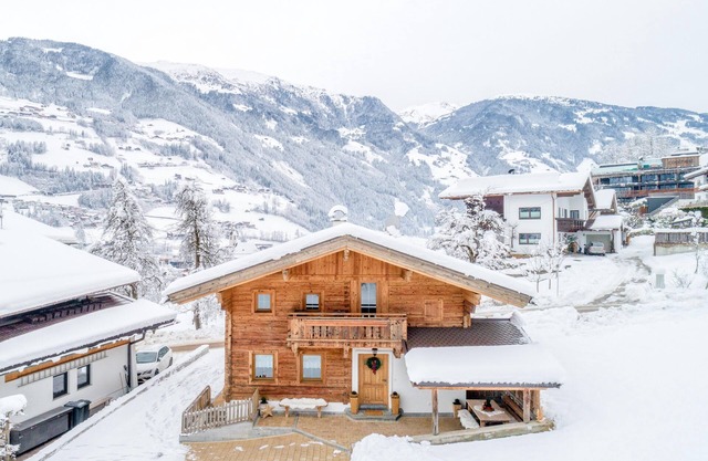 Detached chalet with sauna in Mayrhofen-Ramsau