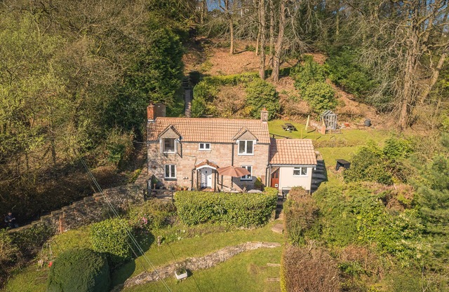 Independiente C1760 Casa en Gran Doward, Symonds Yat West, en 2 hectáreas de terreno