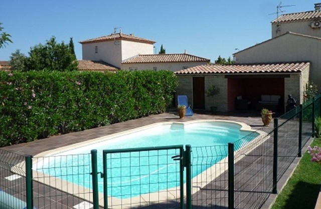chalet con piscina cerca de Nîmes 6 personas