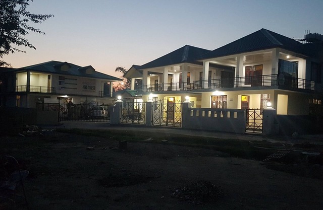 SUITE DHOULADHAR EN HOGARES EKAANT