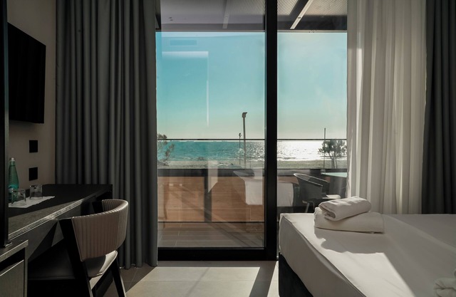 Diamar Suites