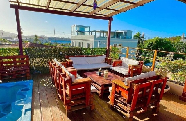 Dinasty Hotel