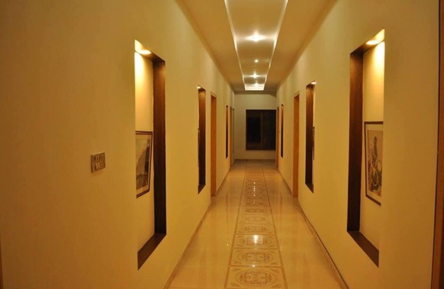 Diplomat Hotel