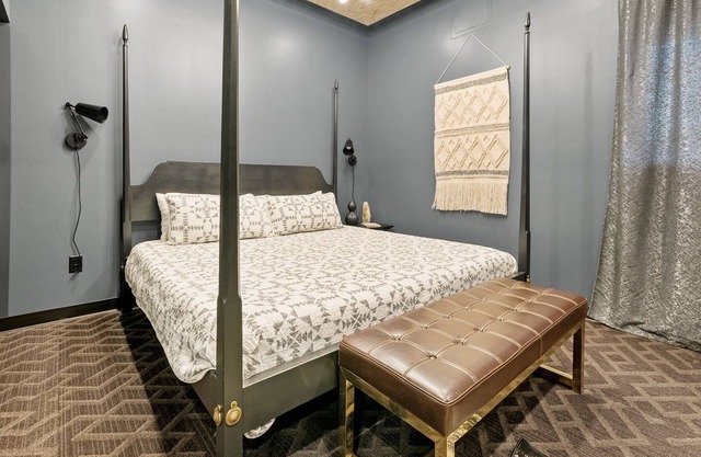 Discover Posh Boutique Hotel in Middletowns Torchlight Pass Revival District 302