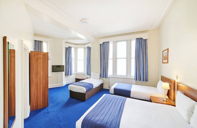 Discovery Inn Hotel