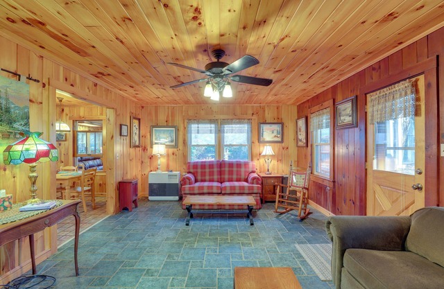 Dog-friendly Burnsville Home w/ Patio & Trails!