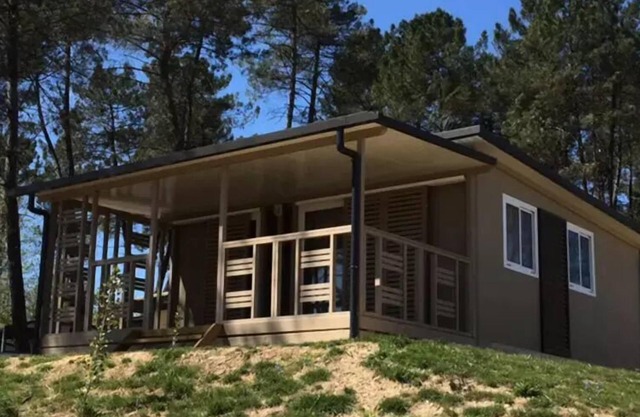 Domaine des Grands Pins **** - Walnut Chalet 5 people