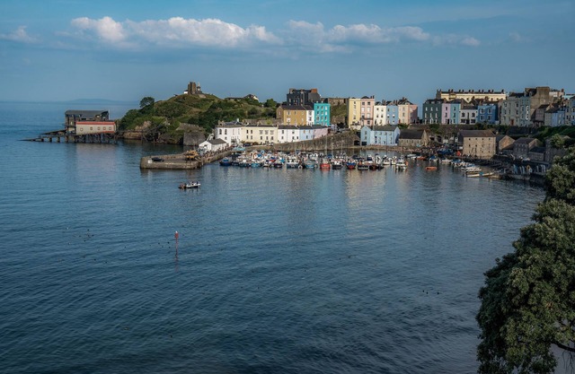Dragons Den - 2 Bedroom Apartment - Tenby