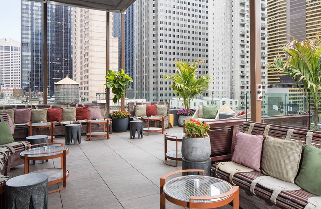 Dream Midtown, by Hyatt