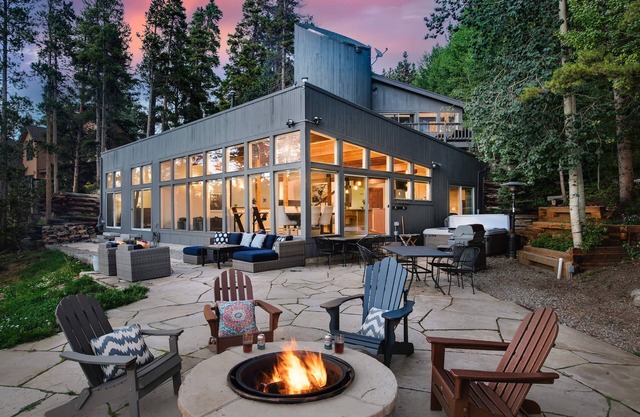 Dreamscape Breckenridge: 30+ Day Rental