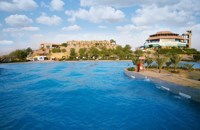 Dreamworld Resort, Hotel & Golf Course