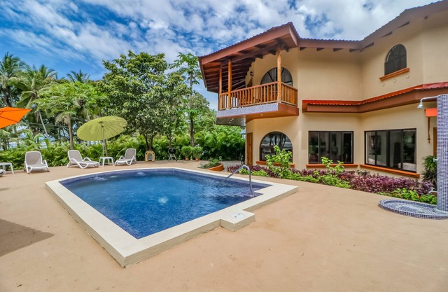 Dreamy Tropical Escape W/ Fast WiFi, Beach Access, Private Pool, AC & Balcony