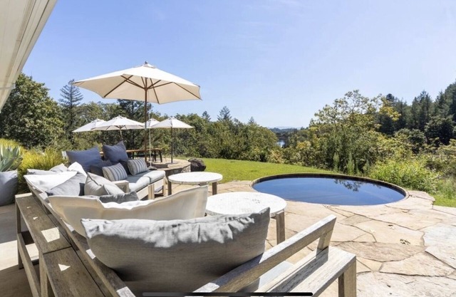 Impresionante finca Dry Creek - ¡Moderna, espaciosa, de lujo!