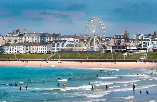 Dunluce Green - Portrush by the Sea