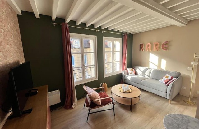 Duplex 50m2 rénové, hyper-centre, St sauveur