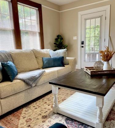 E Reed St., 117 B
