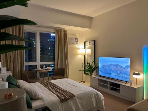 Earth Tone Nordic Home w/PS4 and 250mbps Wi-fi