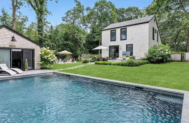 East Hampton Hideaway w/Automatic Pool Cover