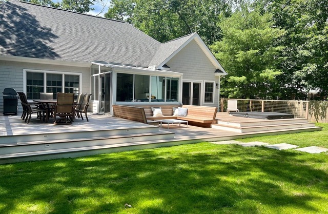 East Hampton - Private Clearwater Beach Association w/ beach, pool and hot tub!