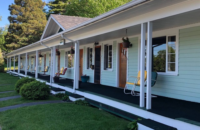 Edenbrook Motel