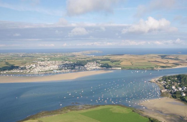 Edge of Padstow, 2 bedroom luxury lodge