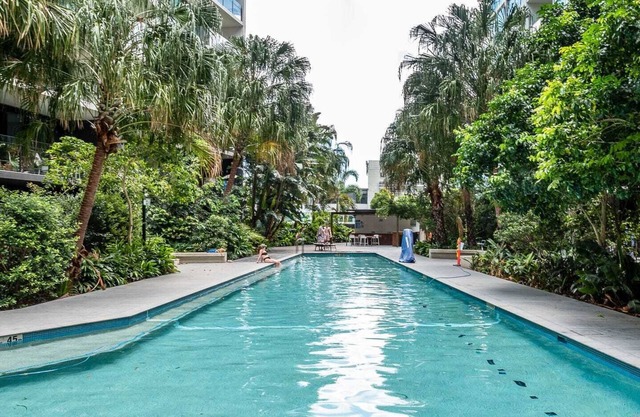 Effortless Resort-style 2BR With Pool and Gym