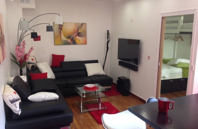 TOUR EIFFEL - Passy - discreto y 35m2 DE LUJO