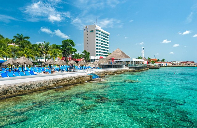 El Cid La Ceiba Beach