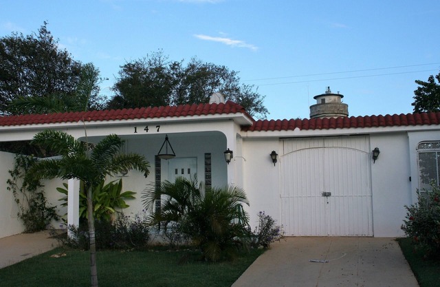 El Faro Surf House !! Menos de 2 millas del aeropuerto y surf
