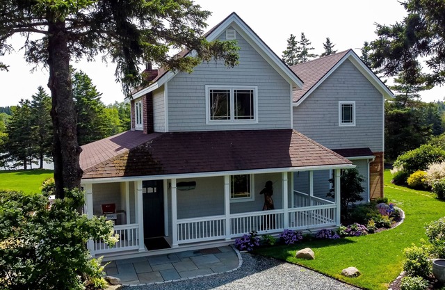 Elegant oceanfront home on Bass Harbor close to Acadia National Park