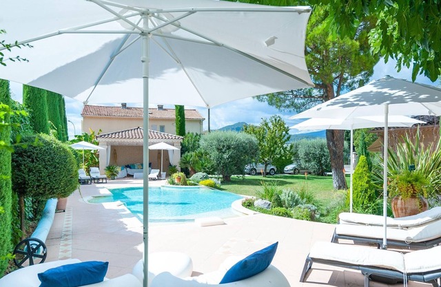 Elegante villa en Les Mées con un hermoso jardín
