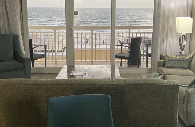 Elite 3 Bedroom at Dawn Beach Club