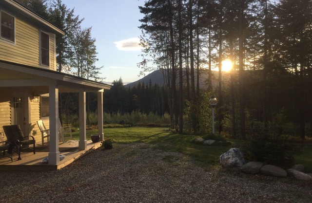 Casa de nueva construcción, hermosa, Stowe con vistas a la montaña