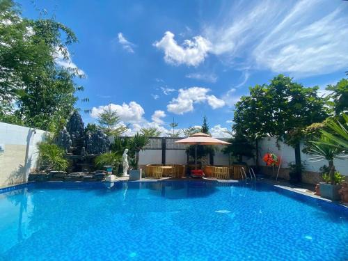 Êm Villa 8 Bedrooms with Swimming Pool