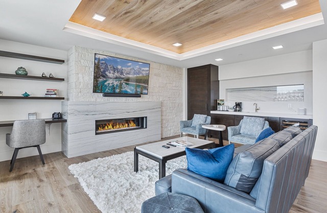 Empire Residences at Deer Valley Resort - Three Bedroom Residence #203