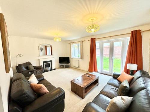Enjoy a wonderful stay in our spacious Evergreen House