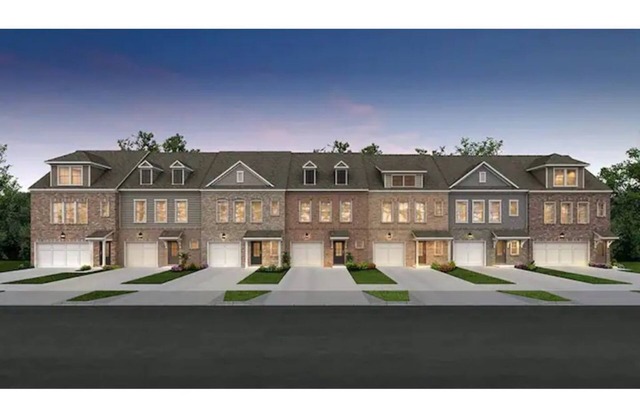 Enjoy our Luxurious Three Story Townhome!