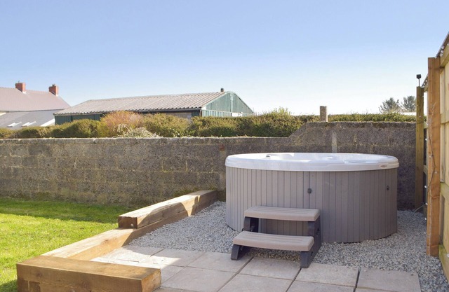 Alojamiento de 3 habitaciones en Maenclochog