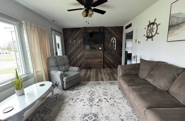 Entire Home in Russell Springs, KY