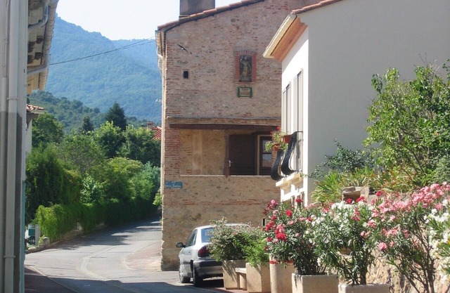 CASA TOTALMENTE REFORMADA CERCA DEL MAR Y LAS MONTAÑAS