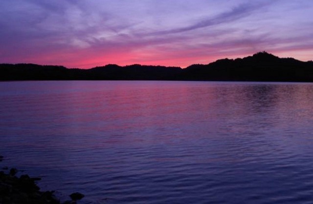 ¡Escape a las montañas y al lago a 1 hora de Nashville!