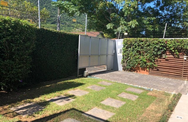 Estúdio Térreo Mobiliado, Casa Fundos p/ o mar em Sto Antônio de Lisboa/floripa