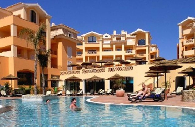 Estrela da Luz 1 Bedroom Apt. Pool and sea Views