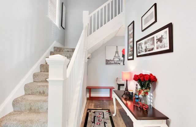 Encanto europeo 1870'S Brick House Minutes to Downtown,