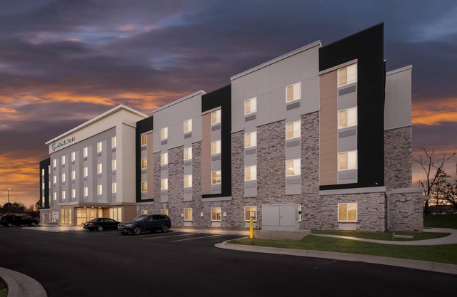 Everhome Suites Huntsville - Research Park