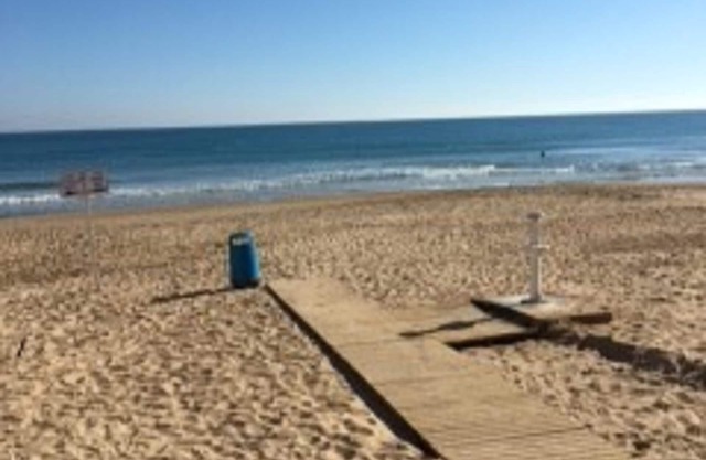 Excelente piso con magnifica ubicacion a estrenar a 50 mts de la playa
