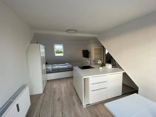 EXKLUSIVE 1 Zimmer Wohnung über Dächern von Bremen