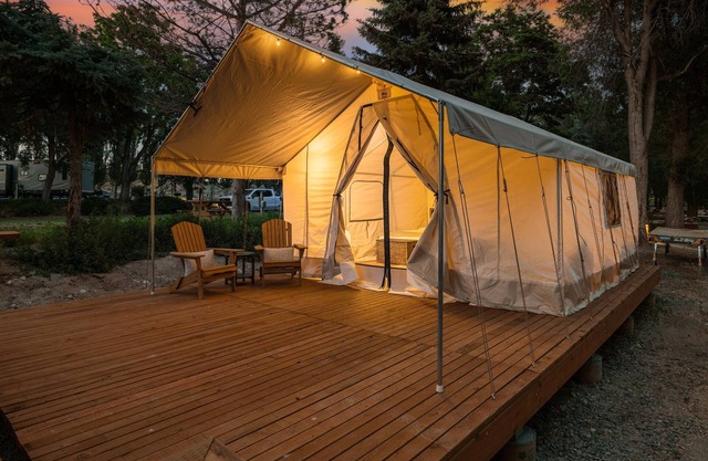 Lakeview Bliss Glamping on Soap Lake